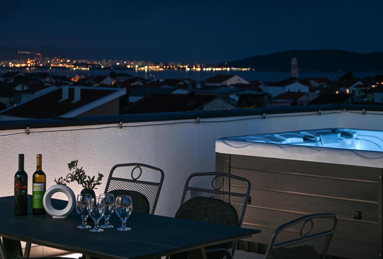 Rooftop New Castel 2023 Kaštela Екстериор снимка